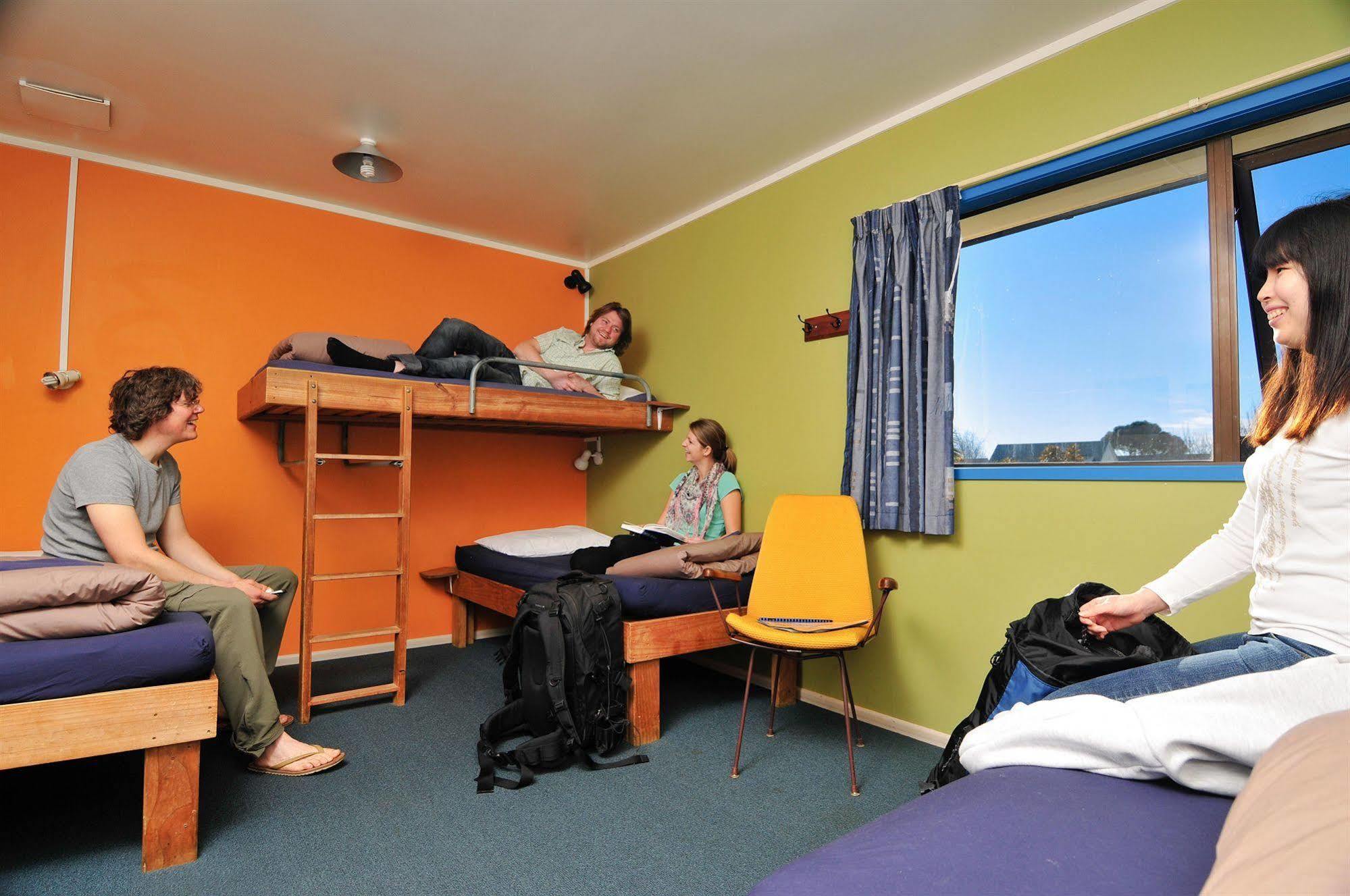 Tasman Bay Backpackers Hostel Nelson Kültér fotó