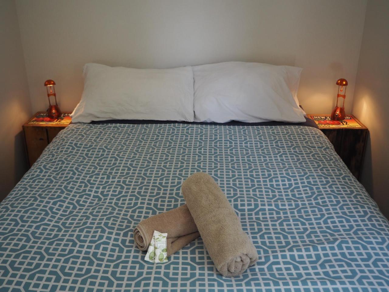 Tasman Bay Backpackers Hostel Nelson Kültér fotó
